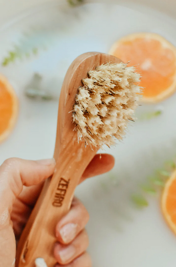 Dry/wet Face Brush