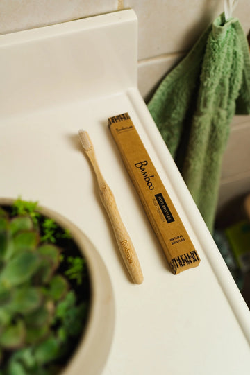 Bamboo Adults white toothbrush